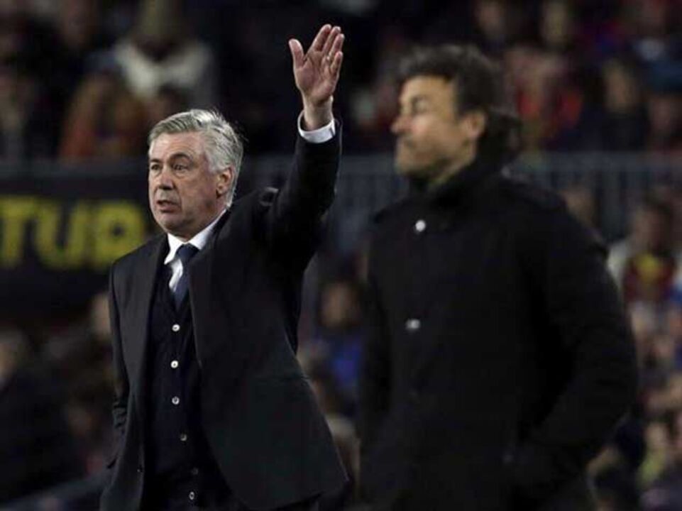 Ancelotti: «Está difícil mas não baixamos os braços»