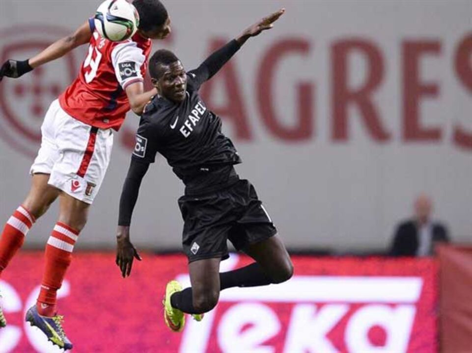 Coimbra ainda à espera do melhor Cissé