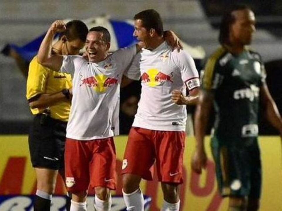 Noite de escândalos no Paulistão