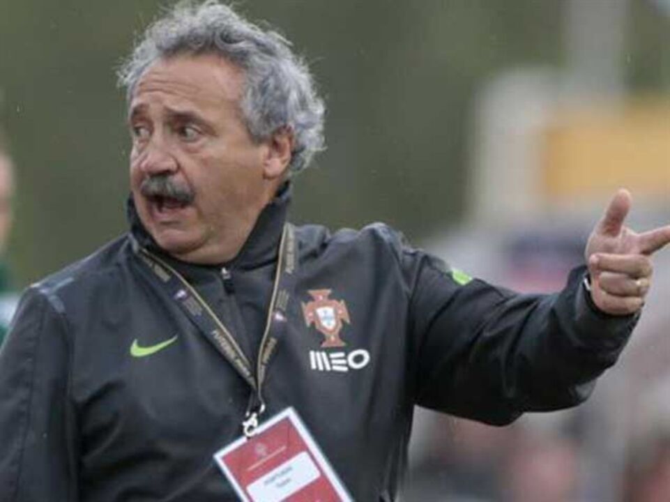 Portugal goleia Montenegro por 4-1