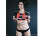 Jornalista tira a roupa por clube