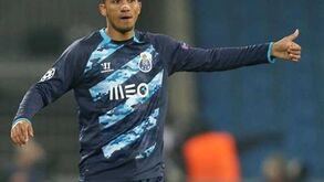 Danilo convocado por Dunga