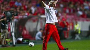 Jesus: «Lotação esgotada? É o poder do Benfica»