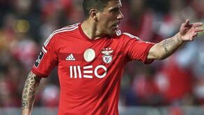 Toni: «Maxi? Também parecia haver um vazio com Cardozo»