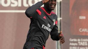 Benfica vence em Leiria 