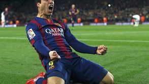 Triunfo do Barcelona sobre o Real de Ronaldo corre Mundo