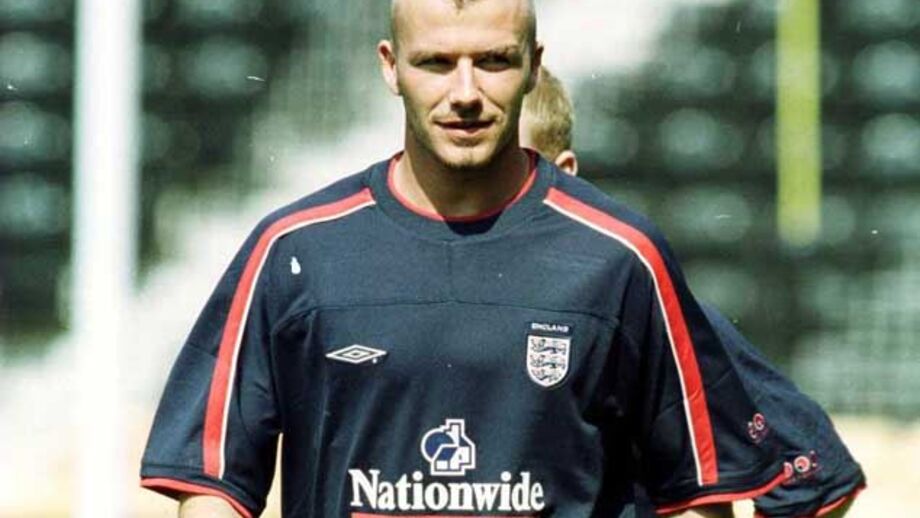 Beckham foi obrigado a rapar cabelo