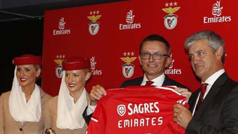 Emirates em vantagem nas camisolas para a próxima época
