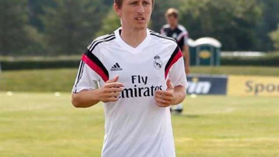 Modric de regresso aos convocados no jogo com o Shalke
