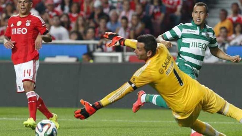 Jefferson fica a um golo de Maxi mas com menos jogos