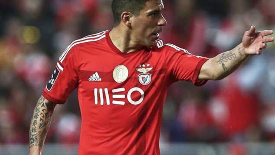 Toni: «Maxi? Também parecia haver um vazio com Cardozo»