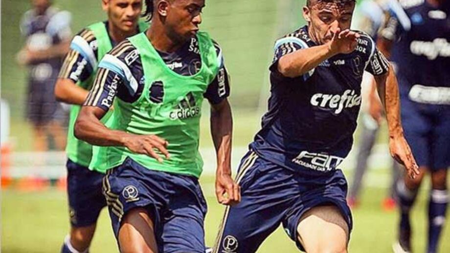 Portista Kelvin voltou aos treinos com bola