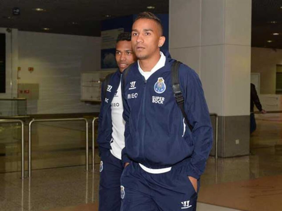 Santos reclama 10 por cento de Danilo