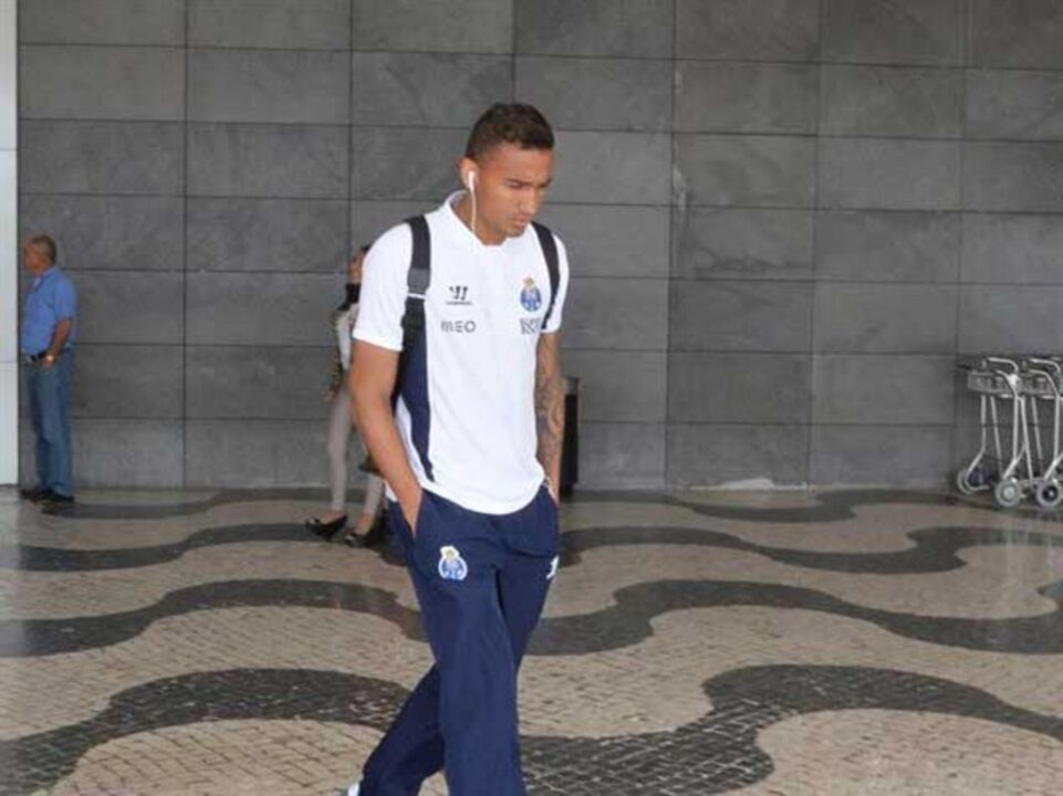 Danilo passa os 39 milhões