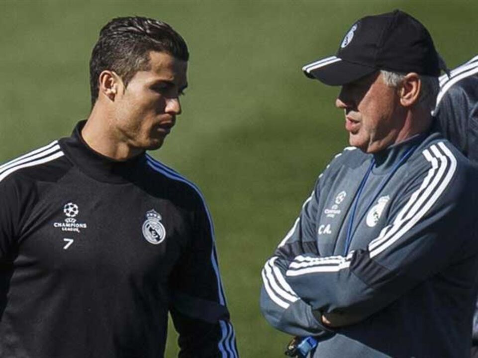 Ancelotti: «Rendimento de Ronaldo baixou um pouco»