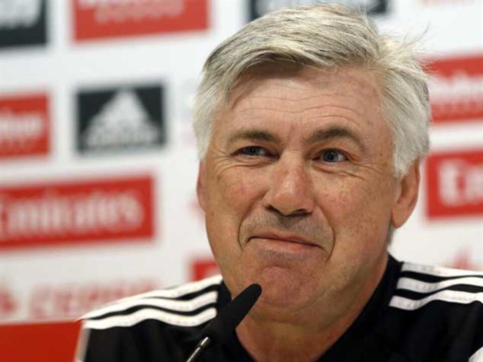 Carlo Ancelotti: «Danilo está pronto para jogar no Real»