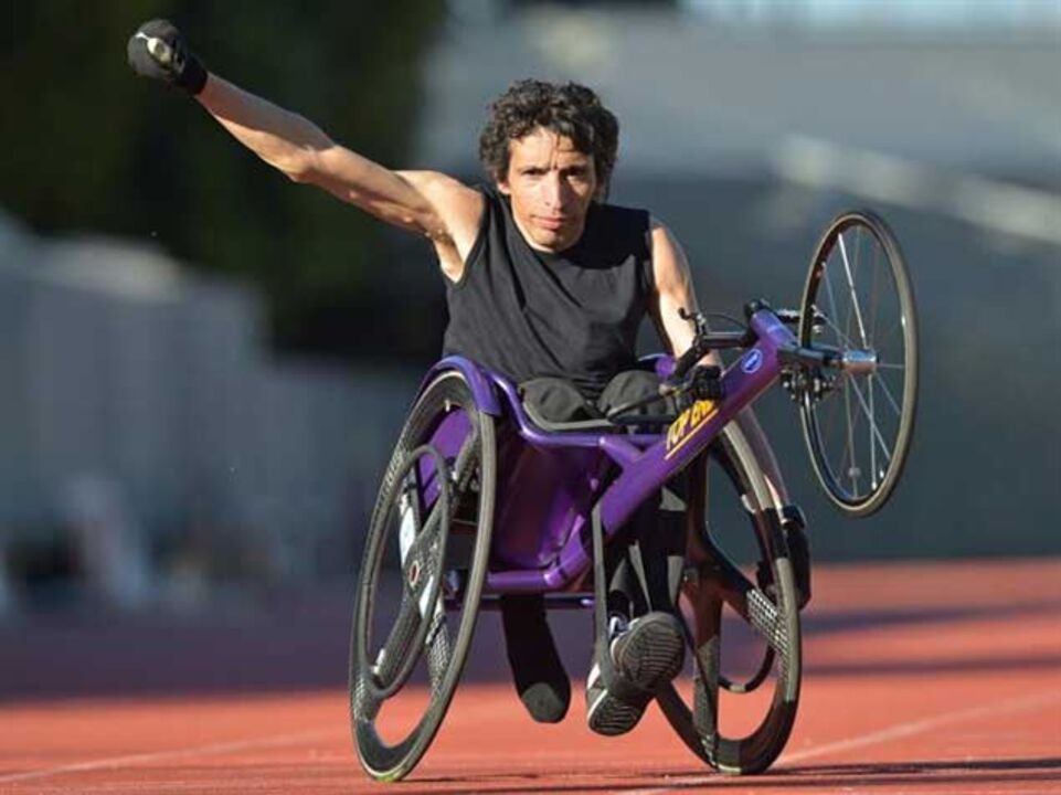 Dez anos perdidos atrás da classe certa