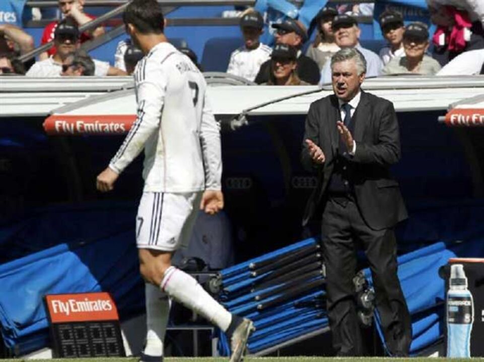 Ancelotti: «Não é fácil marcar de livre mas Ronaldo tem sempre muita vontade»