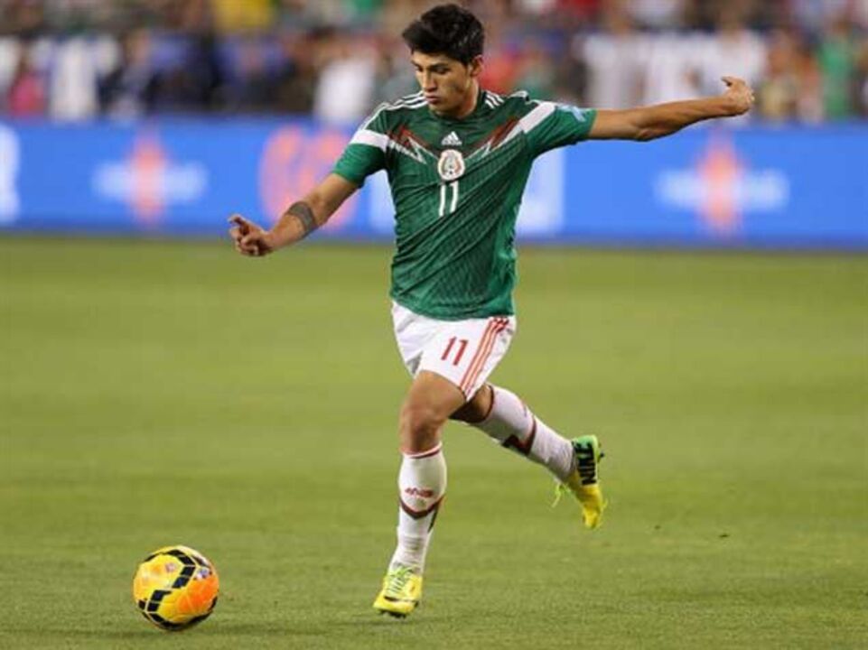 Mexicano associado a FC Porto protagoniza vídeo sexual