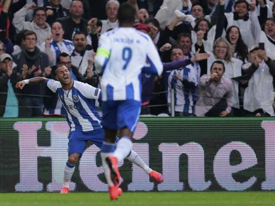 Quaresma e Jackson na equipa ideal da semana da Liga dos Campeões