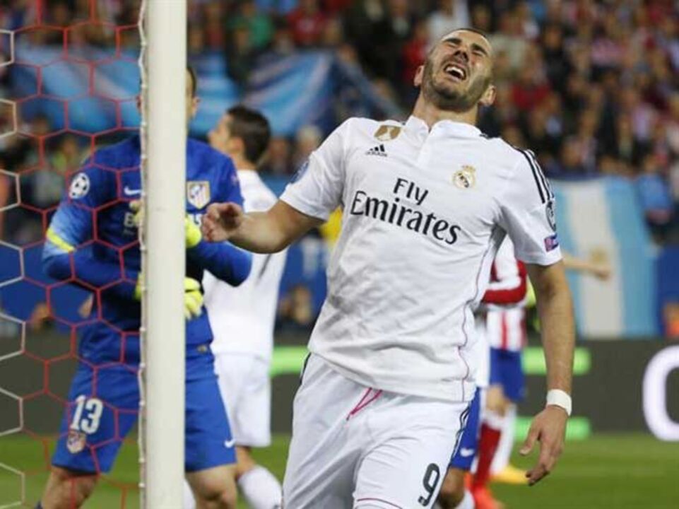 Benzema é baixa para o jogo frente ao Málaga