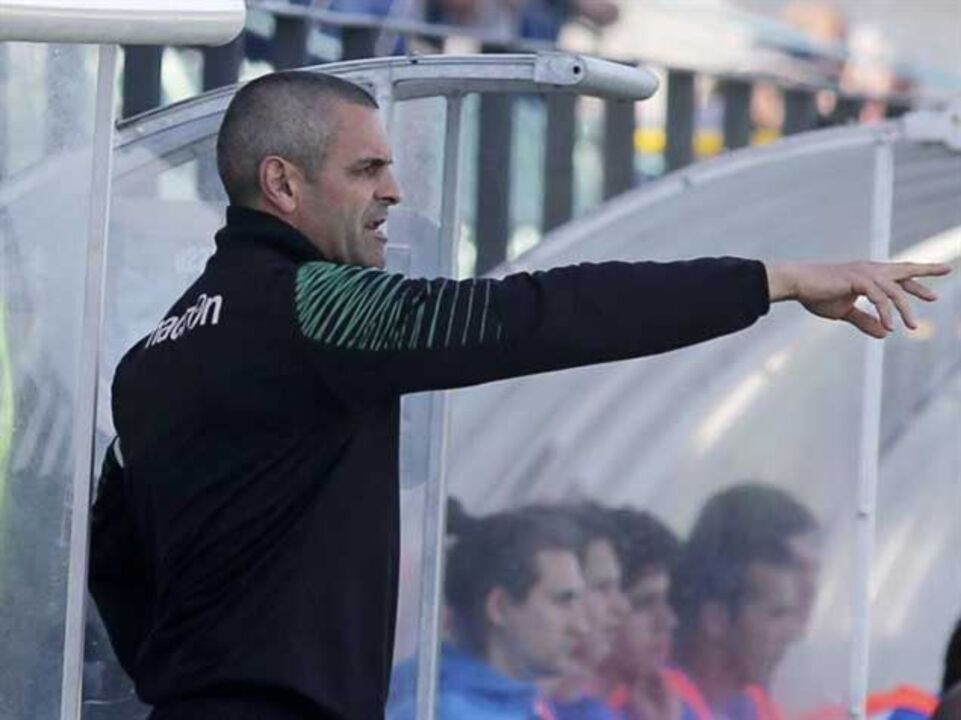 Sporting bate FC Porto e lidera isolado