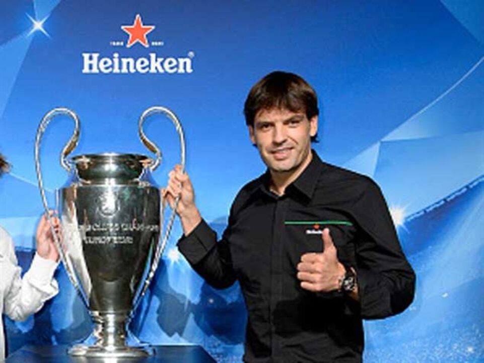 Morientes: «Adeptos vão sempre preferir Raúl a Ronaldo»