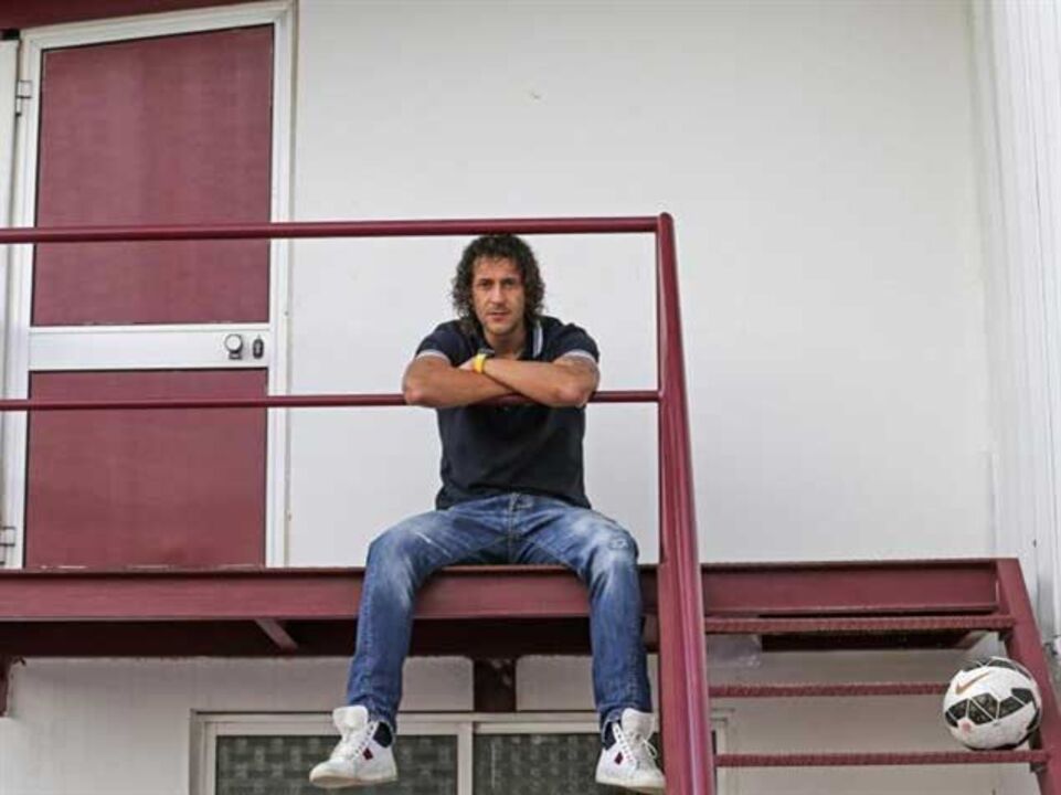 Iranianos ricos com Peugeot 206