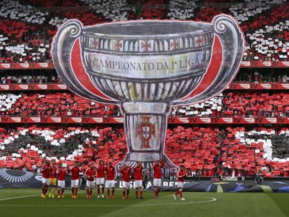 Clássico com mais de 63 mil nas bancadas