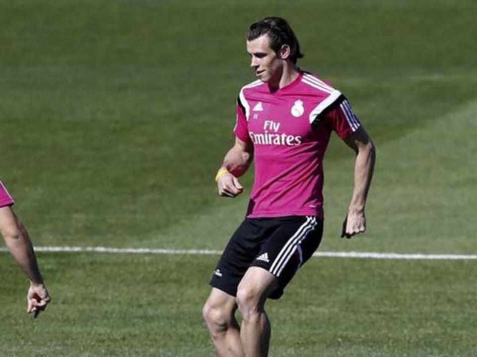 Bale voltou a treinar sem limitações