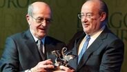 O dia em que Manoel de Oliveira recebeu o Dragão de Ouro