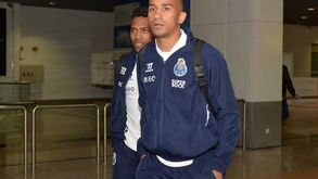 Santos reclama 10 por cento de Danilo