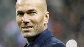 Zidane vai esperar mais um ano para dar o salto 