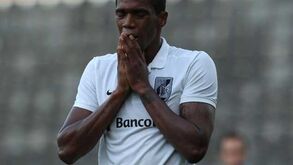 V. Guimarães B-Trofense, 2-0: Penálties decidem jogo