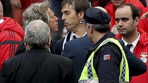 Jesus e Lopetegui pegados após o apito final