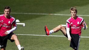 Odegaard nas pisadas da “quinta del Buitre”