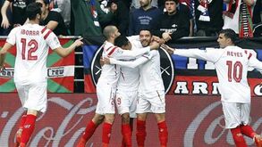 Sevilha vence em Eibar e pressiona Valencia