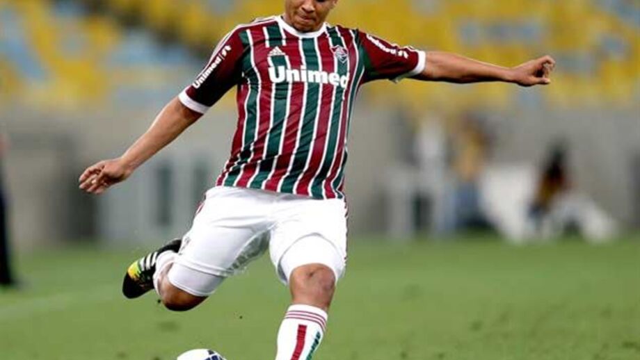 Fluminense quer livrar-se da dívida ao FC Porto por Walter