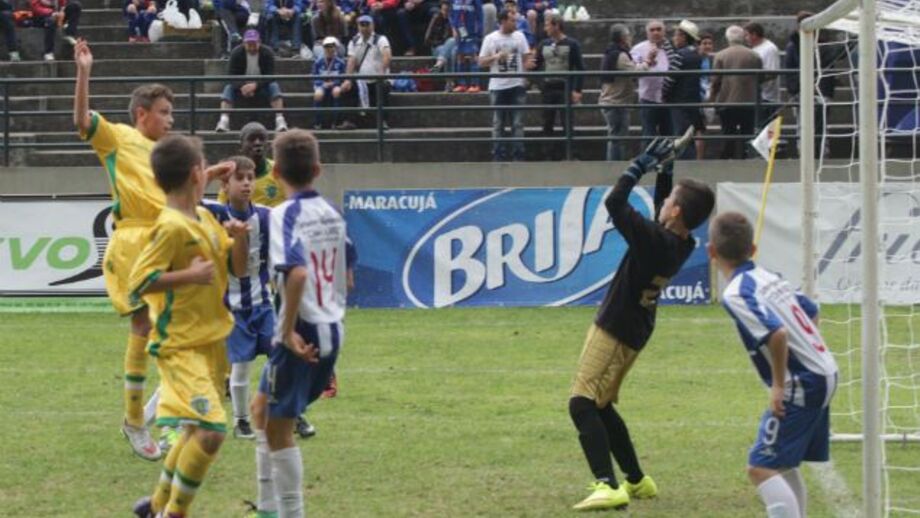 São Vicente Cup: Sporting eliminado nos penáltis