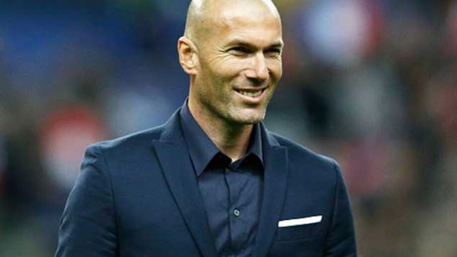 Zidane admite que os merengues seguem Raheem Sterling