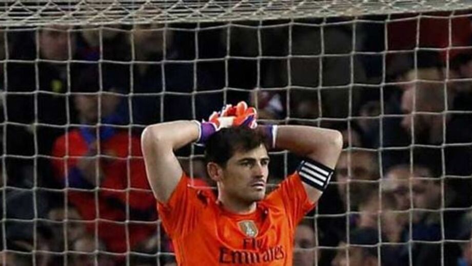 Casillas sem mãos... para os adeptos