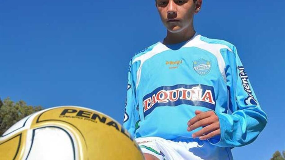 Estreia aos 12 anos para Mauricio Baldivieso