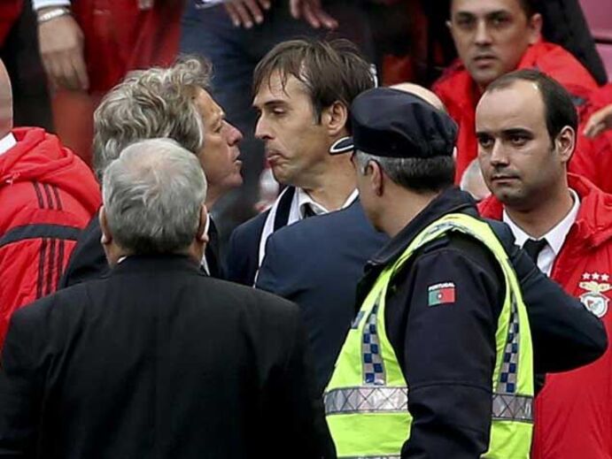 Momentos de tensão entre Jesus e Lopetegui