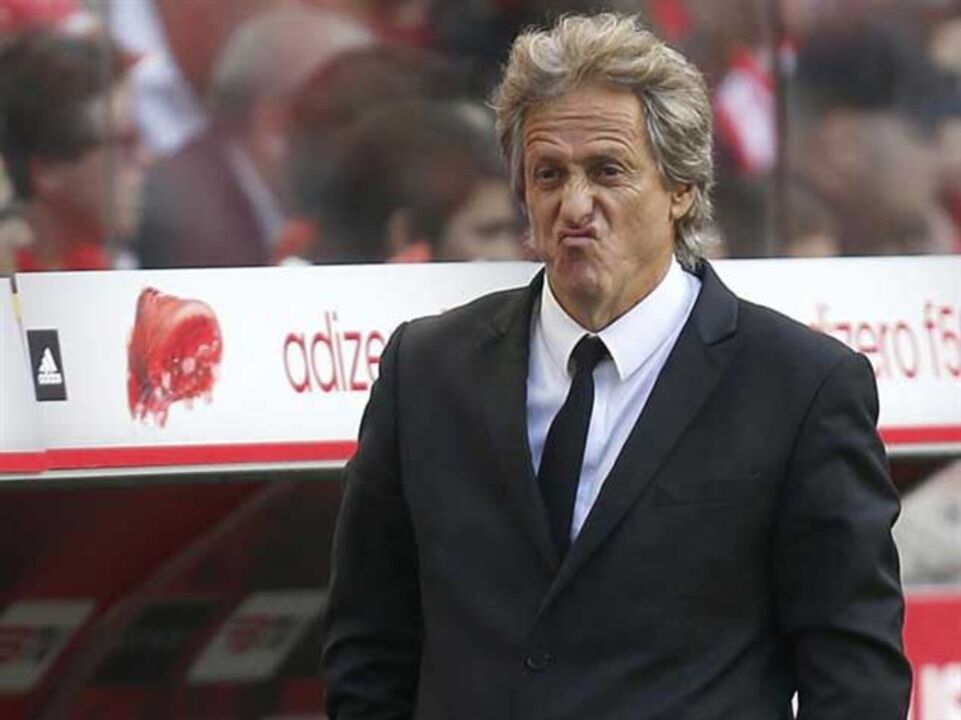 "Dragões Diário" lembra "motacards" para troçar com Jesus