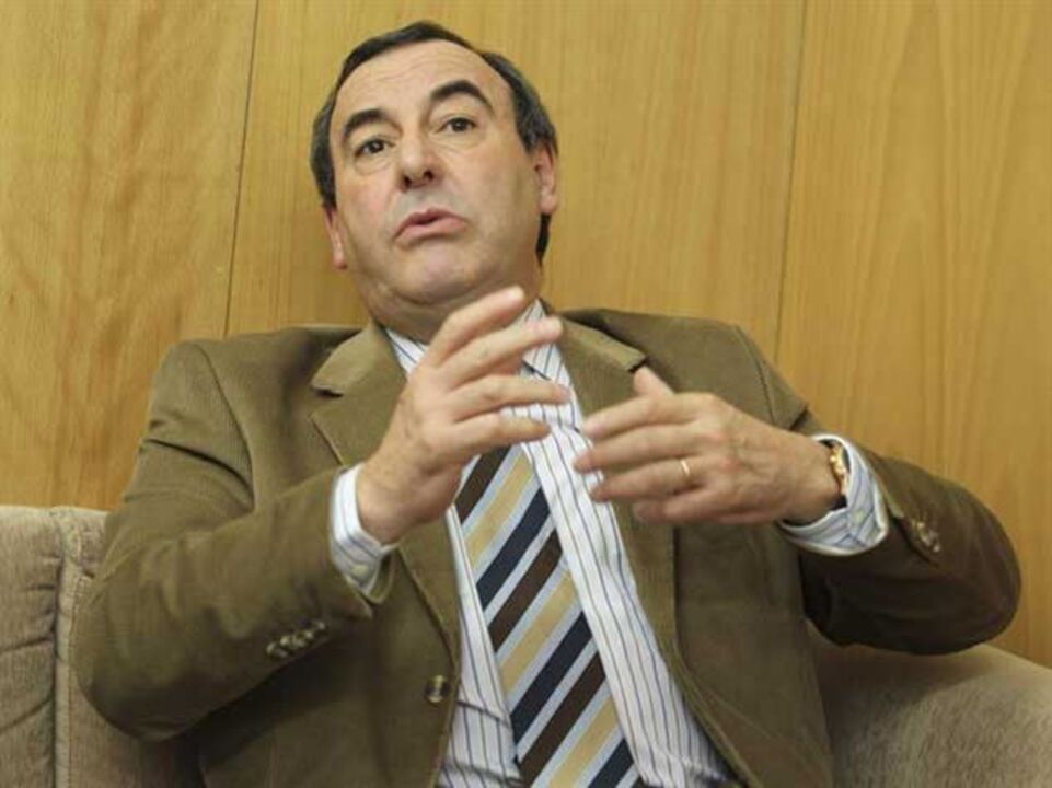 Guilherme Aguiar: «Não deixo de pensar na difícil situação de Lopetegui»  