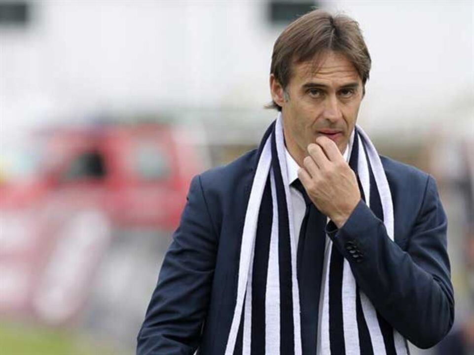 Lopetegui alertado que "pode ficar sozinho como Mourinho no Real" 