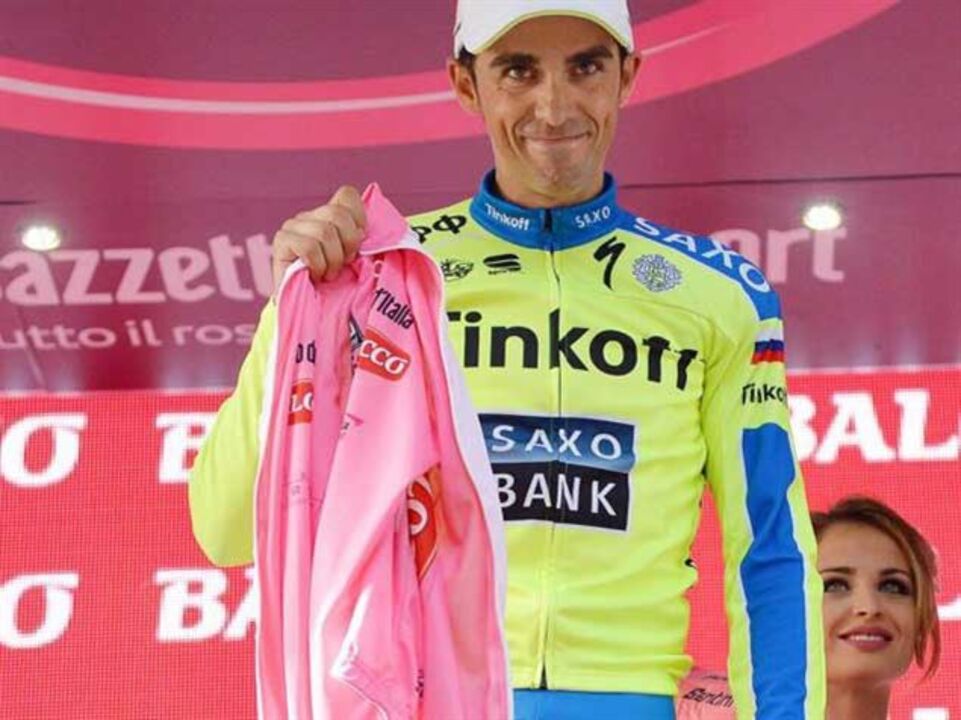 Contador deslocou o ombro por duas vezes em poucos minutos
