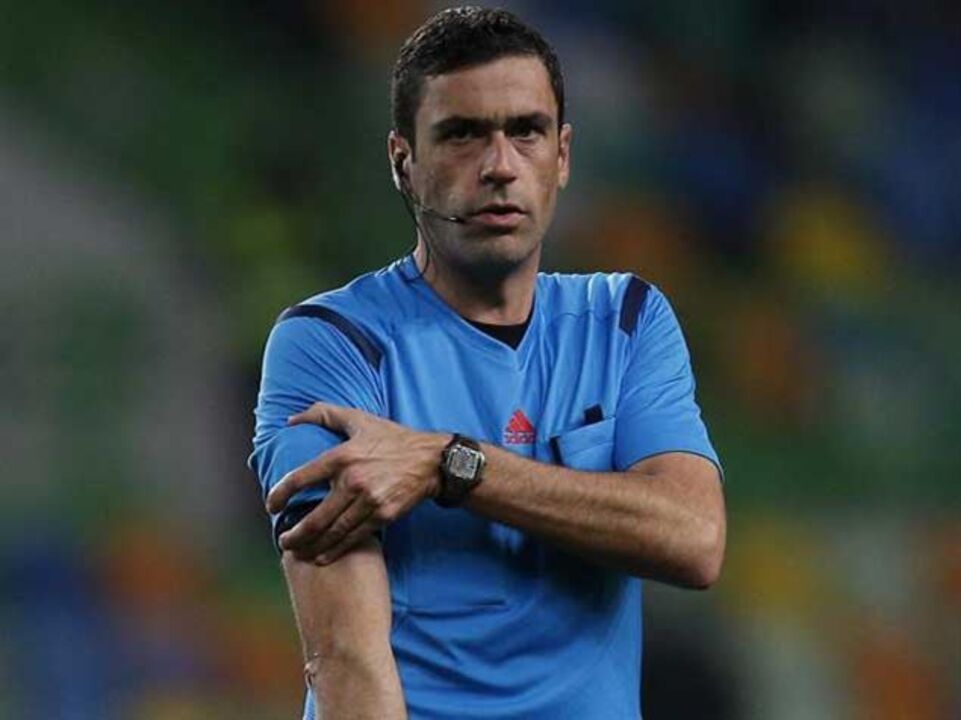 Nuno Almeida nomeado para o Benfica-Marítimo