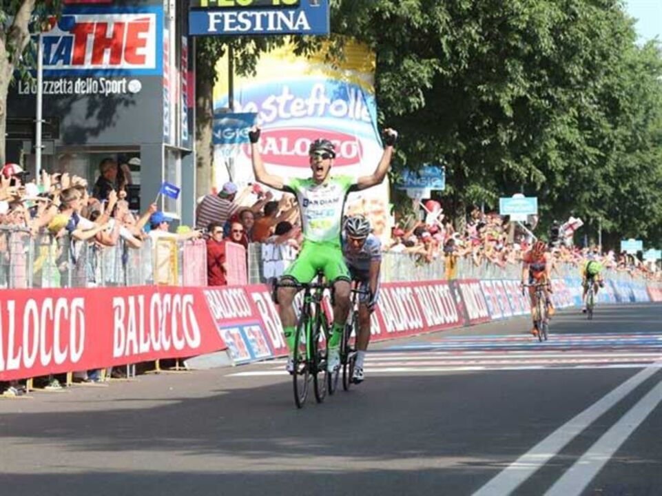 Nicola Boem vence 10.ª etapa