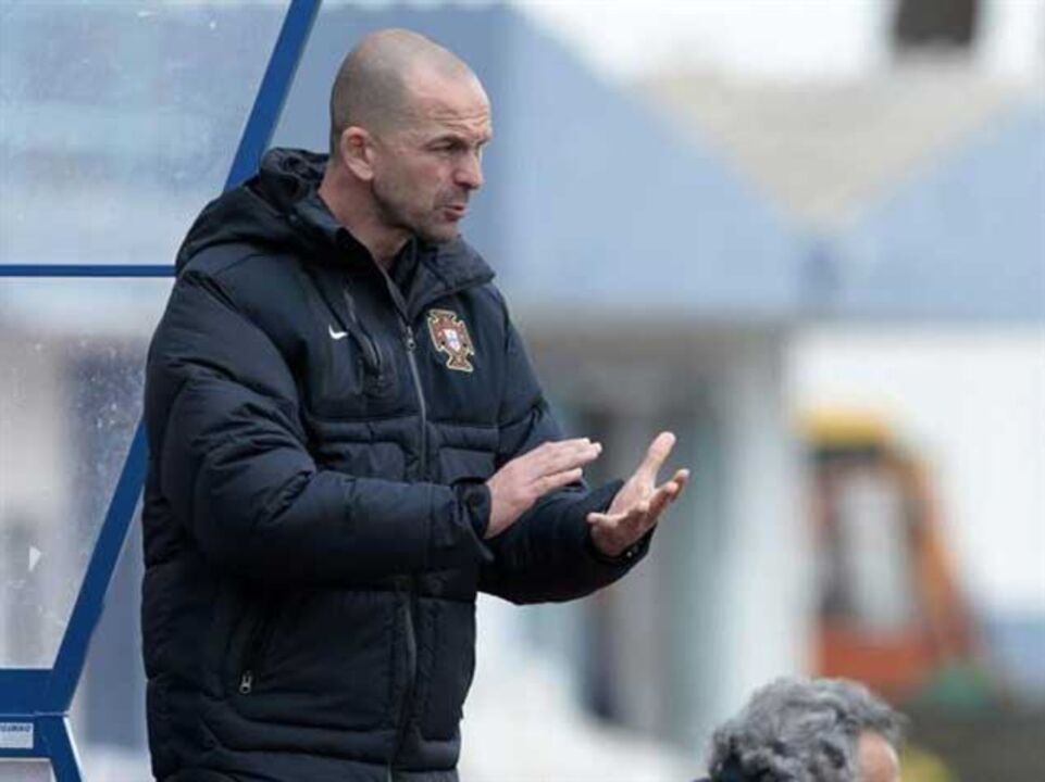 Benfica em maioria nos convocados